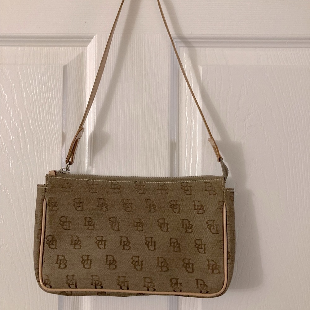 Dooney & Bourke Handbag
